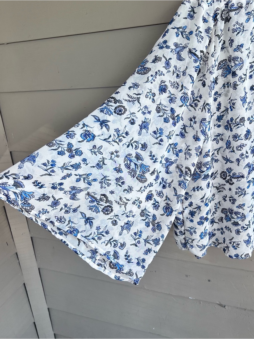 Lucky Brand Sheer Floral Peasant Blouse Size M Boho Casual Lightweight - Picture 2 of 4
